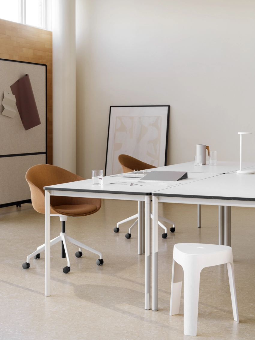 Turo_Table_family_04